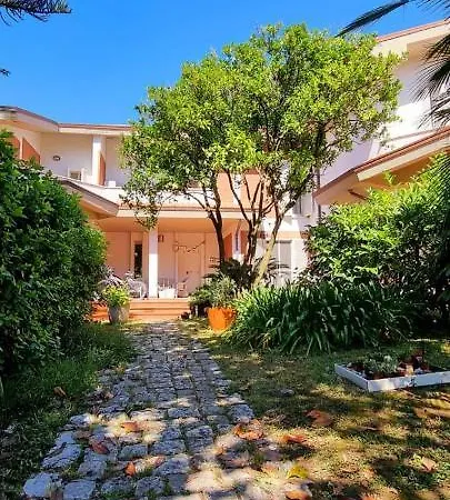 Rustico Roberta 